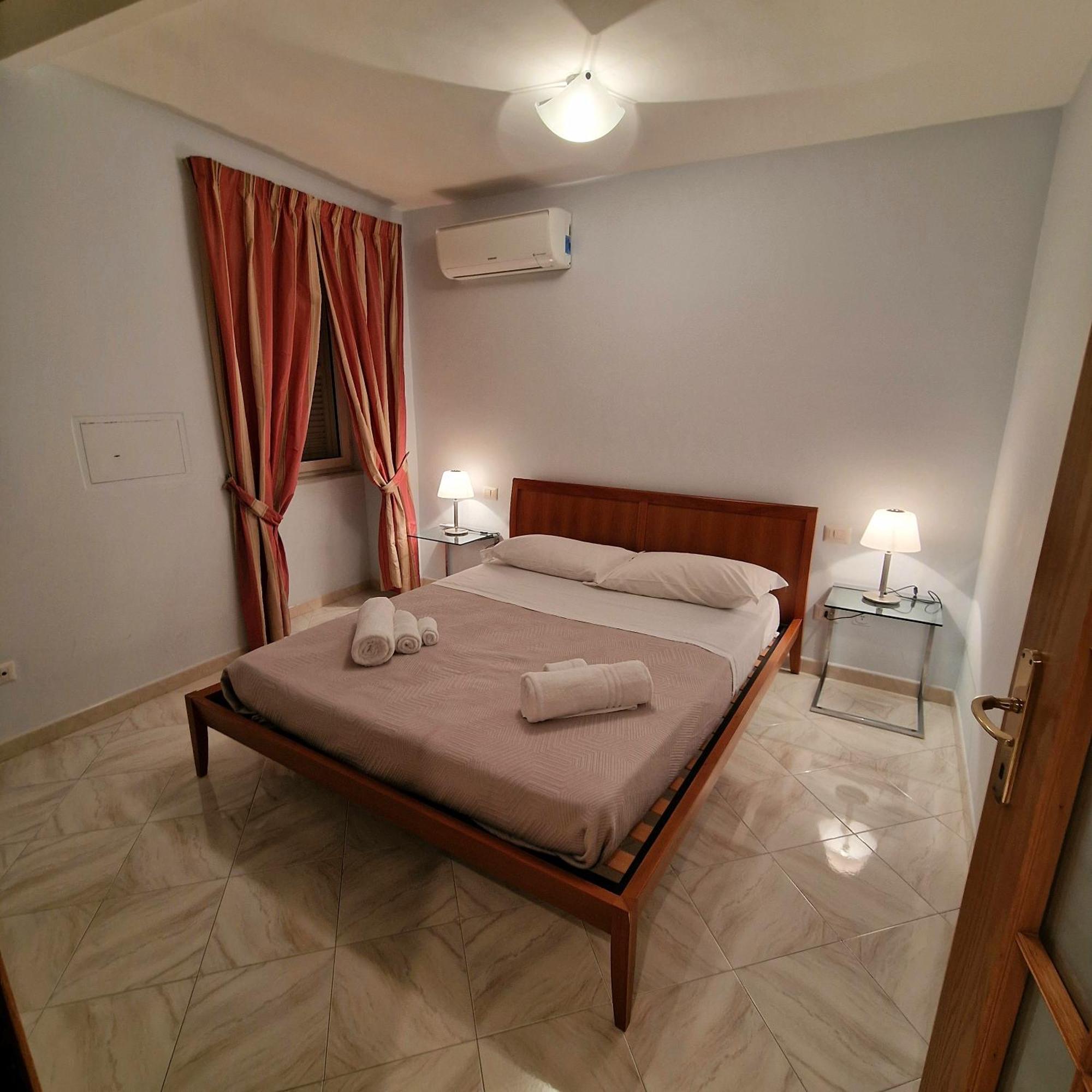 Apartamento Casa Di Gabri Nápoles Exterior foto